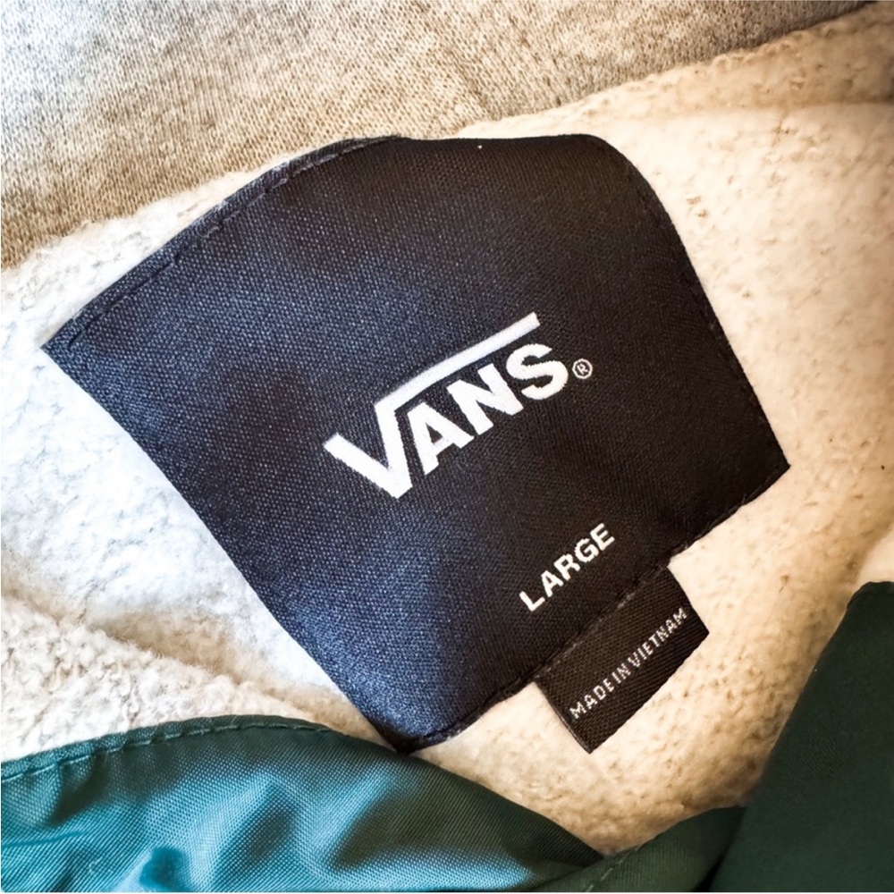 Vans • Riley Boys Jacket - Picture 4 of 5